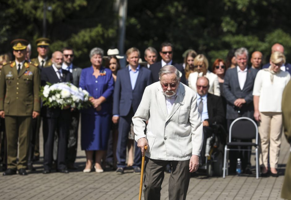 Medininkuose paminėtos 30-osios žudynių metinės