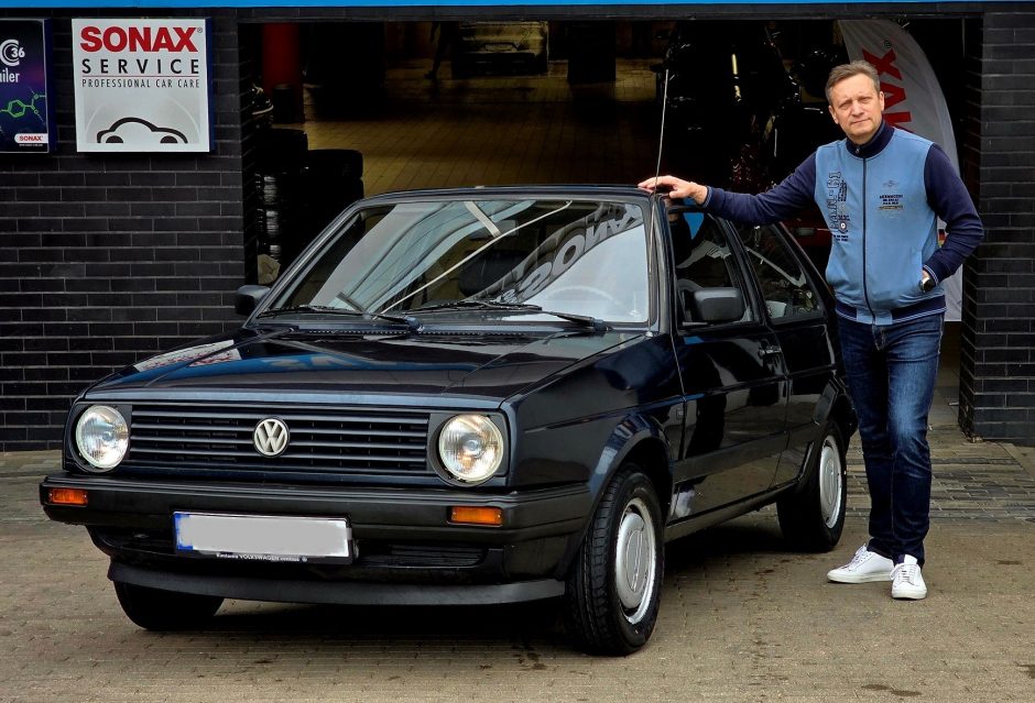 „VW Golf“ jubiliejaus proga – kelionė istoriniu automobiliu