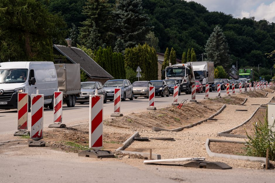 Zapyškio atnaujinimo planus sustabdė akmenų grindinys