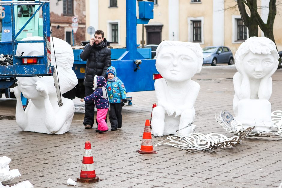 Iš gražiausios Lietuvos eglės liko tik gražus prisiminimas