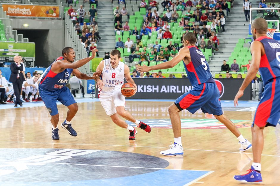 Serbai nugalėjo prancūzus ir sugadino Lietuvos rinktinei čempionato tvarkaraštį