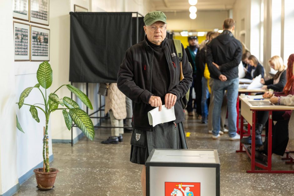 Kauniečiai balsuoja 2024-ųjų Seimo rinkimuose