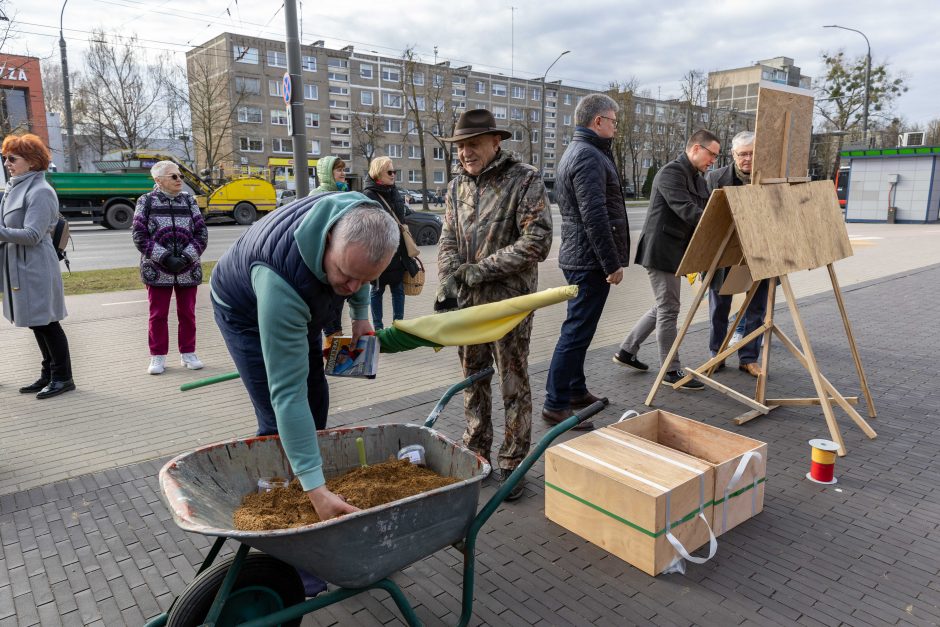 Surengė piketą prieš karjerą Pakarklės miške: beldėsi į tarybos narių sąžinę