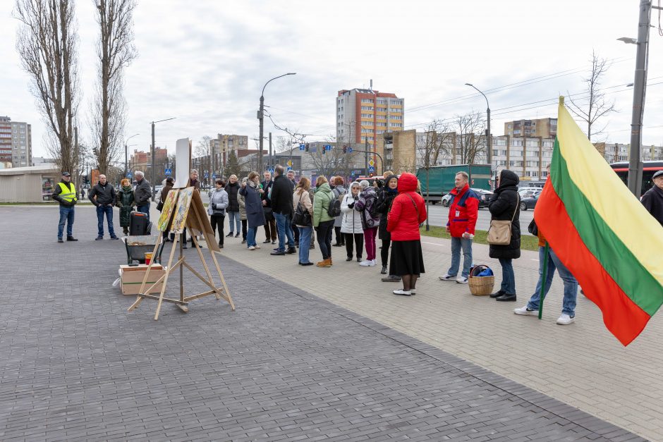 Surengė piketą prieš karjerą Pakarklės miške: beldėsi į tarybos narių sąžinę