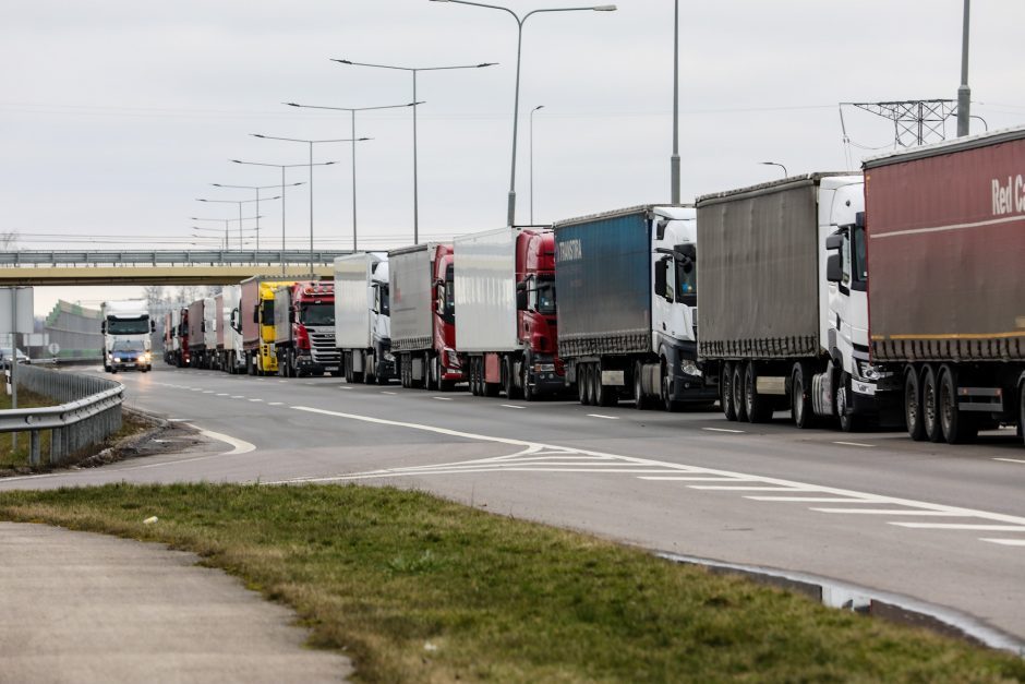 Ekstremali situacija transporto įmonėse – klientai nutraukia sutartis su vežėjais