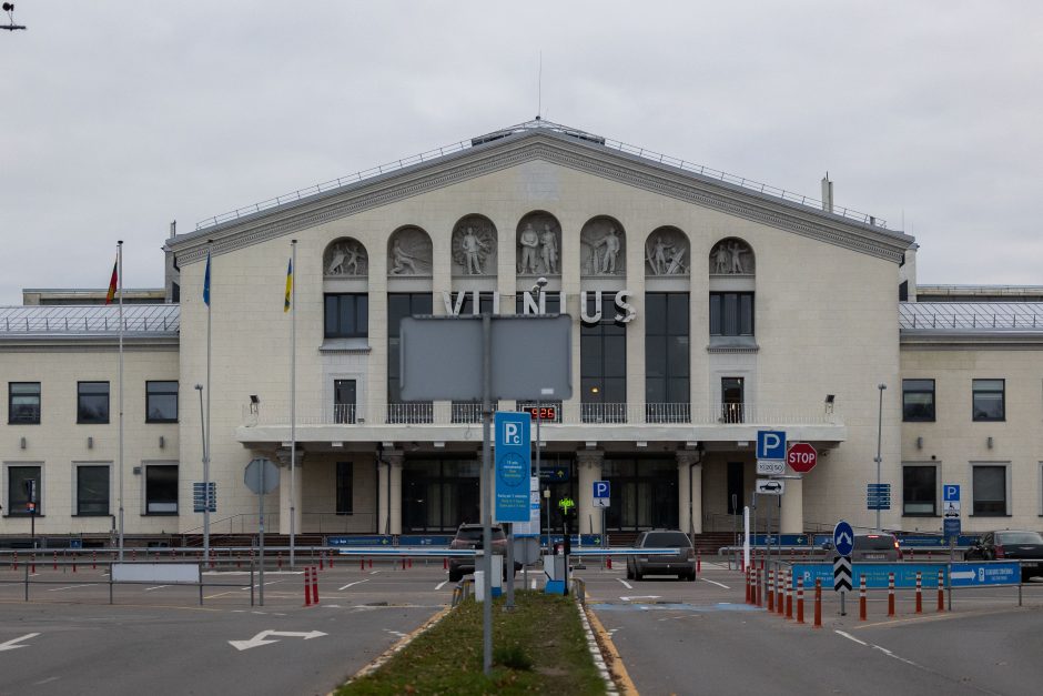 Grasinimai apie bombas oro uostose nepasitvirtino: įspėja dėl pokyčių skrydžiams