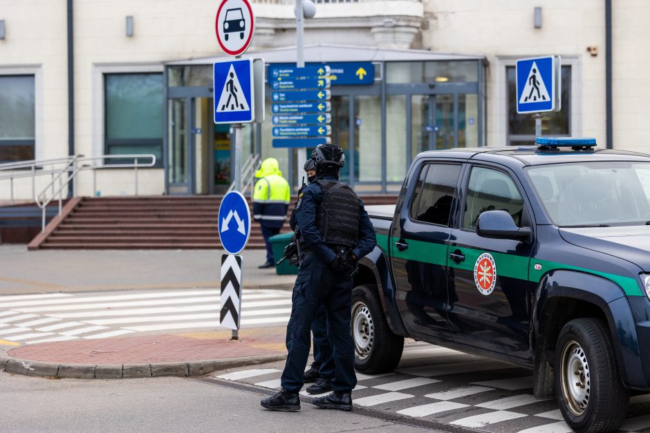 Grasinimai apie bombas oro uostose nepasitvirtino: įspėja dėl pokyčių skrydžiams