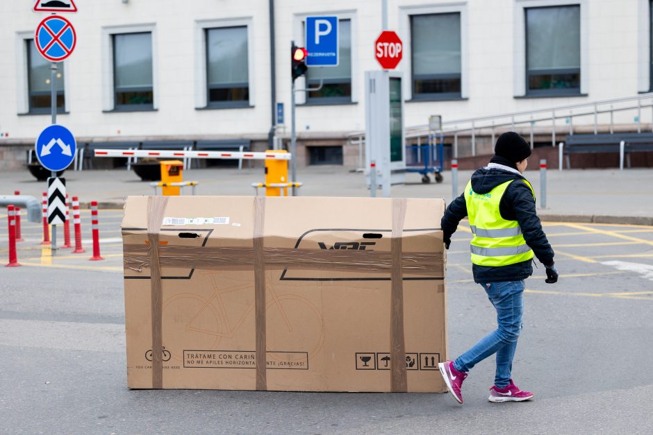 Grasinimai apie bombas oro uostose nepasitvirtino: įspėja dėl pokyčių skrydžiams