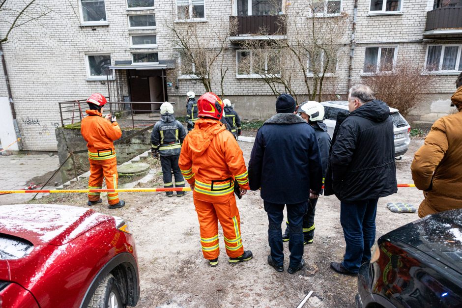 Savivaldybė susirūpino: kas laukia sprogimo apgadinto daugiabučio gyventojų