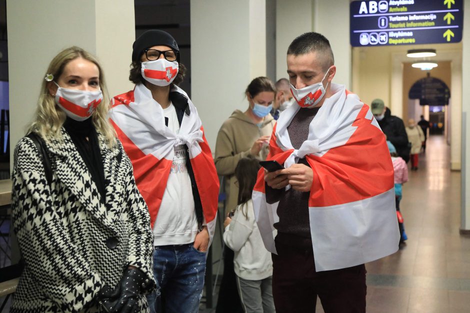 Sulaikyto R. Pratasevičiaus mama: jis taip nesielgia, sūnų privertė kalbėti