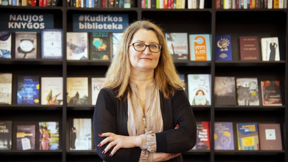 Kauno V. Kudirkos viešosios bibliotekos direktorei – garbingas apdovanojimas