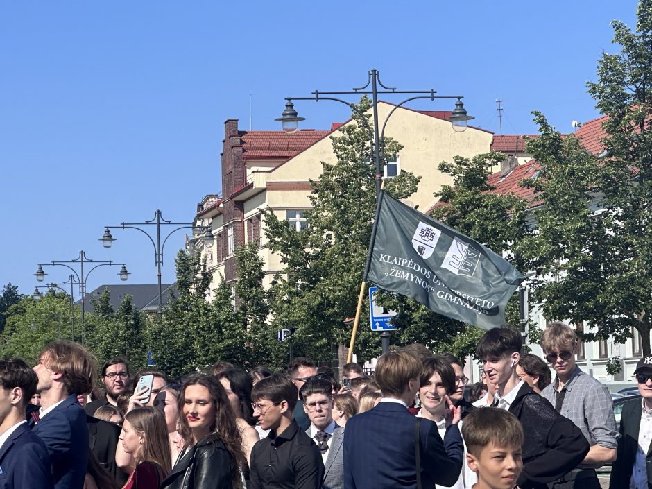 Klaipėdoje nuaidėjo paskutinis skambutis