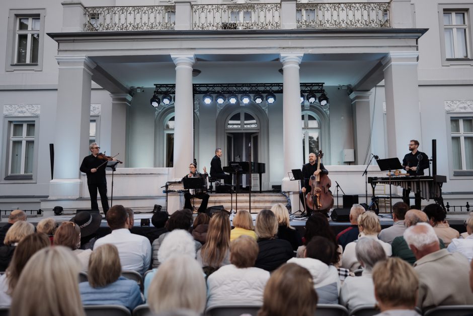 Pajūryje prasidėjo „Palangos parko festivalis“