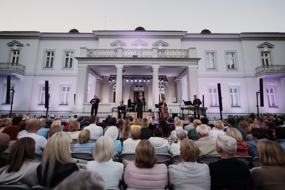 Pajūryje prasidėjo „Palangos parko festivalis“