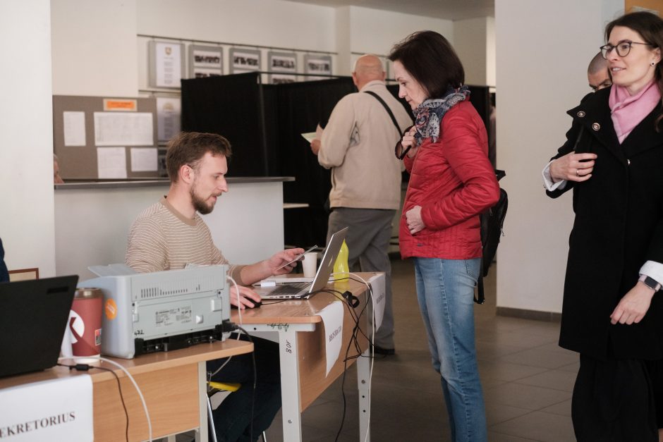 Kauniečiai balsavo aktyviau nei Lietuva: žmonės sąmoningėja