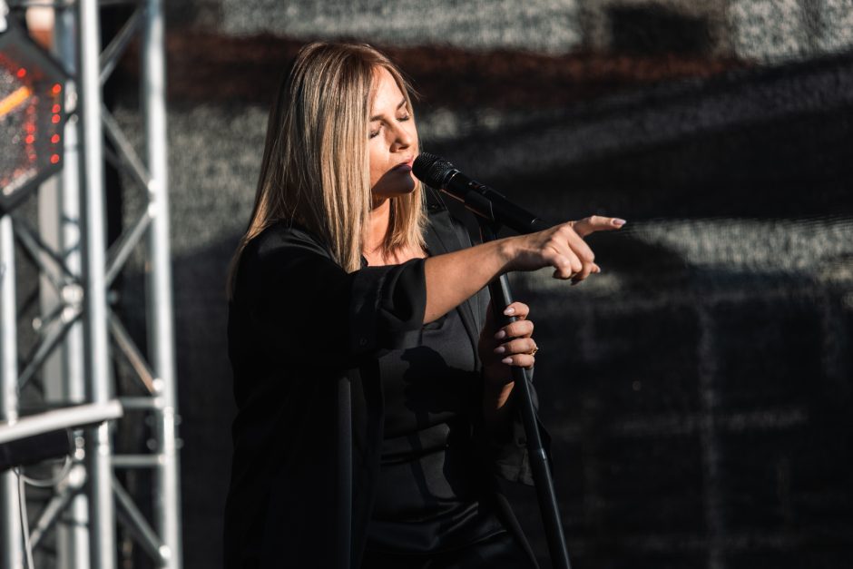 Pažaislio liepų alėjos vakarai | Inga Jankauskaitė ir pianistas Tomas Dičiūnas