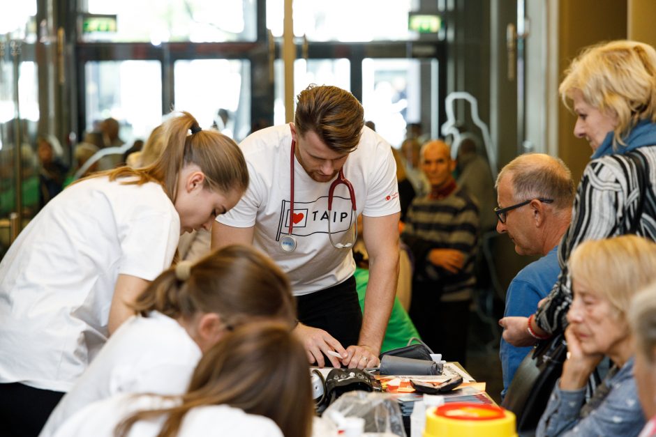 Pasinaudokite proga: Kauno teatre – nemokami kraujo tyrimai