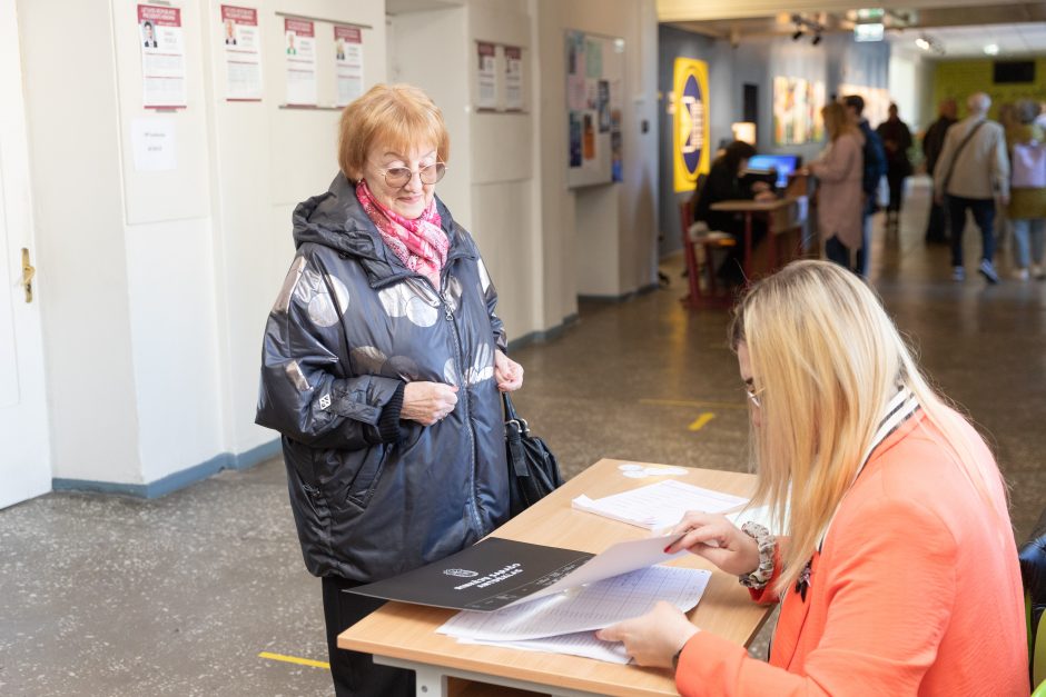 Kauniečiai balsavo aktyviau nei Lietuva: žmonės sąmoningėja