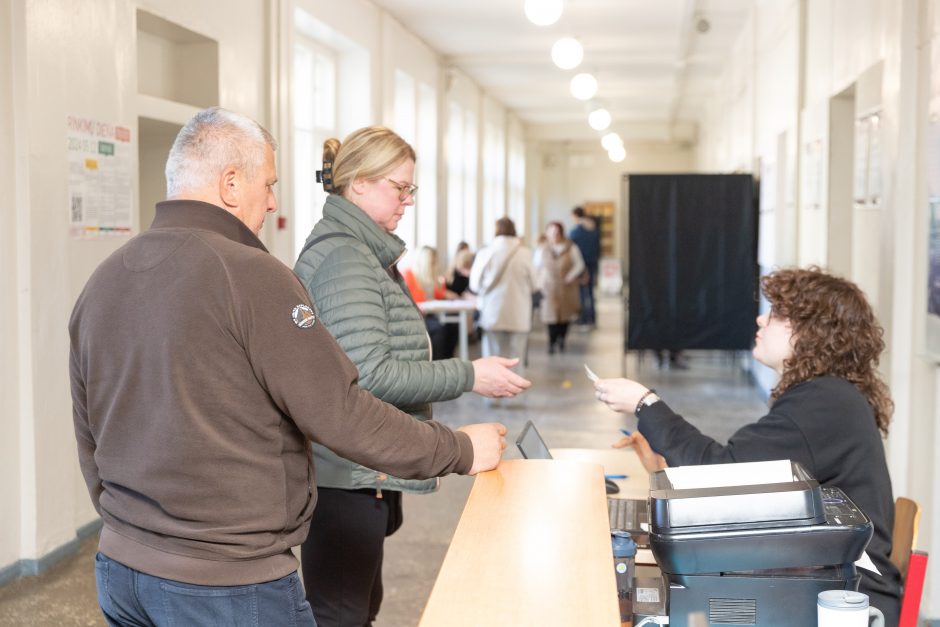 Kauniečiai balsavo aktyviau nei Lietuva: žmonės sąmoningėja