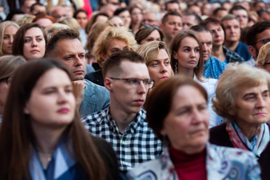 Iškilmingame „Midsummer Vilnius“ atidaryme naujai suskambo „Queen“ kūriniai