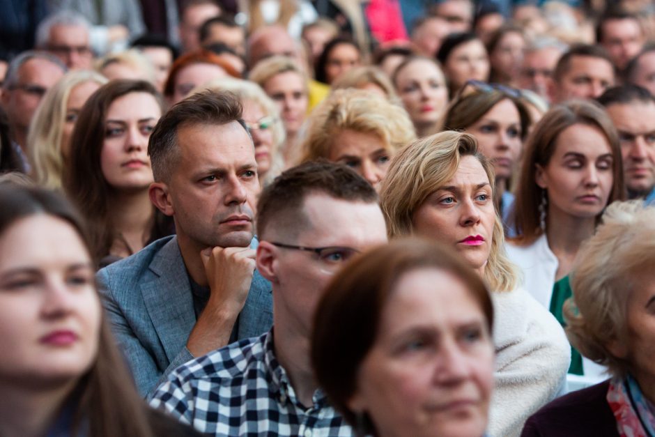 Iškilmingame „Midsummer Vilnius“ atidaryme naujai suskambo „Queen“ kūriniai