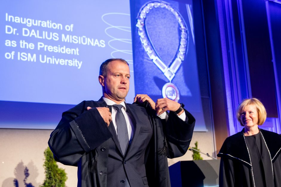 Inauguruotas naujas ISM Vadybos ir ekonomikos universiteto rektorius D. Misiūnas