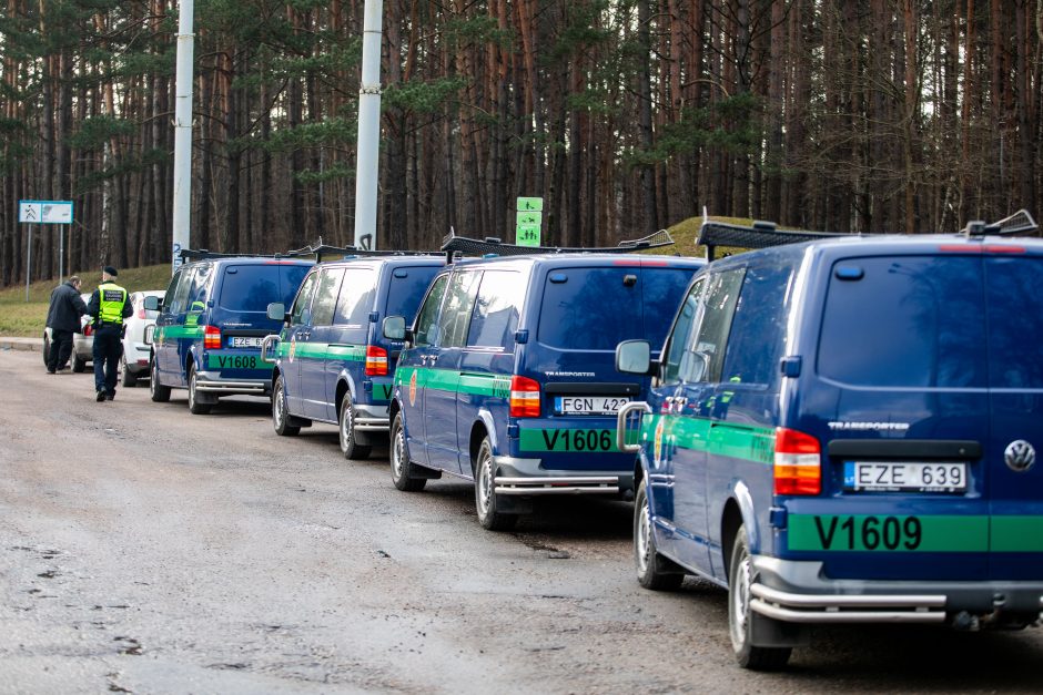 Galimai pagrobto vaiko paieška: apklausiami liudininkai, „šukuojama“ įvykio vieta