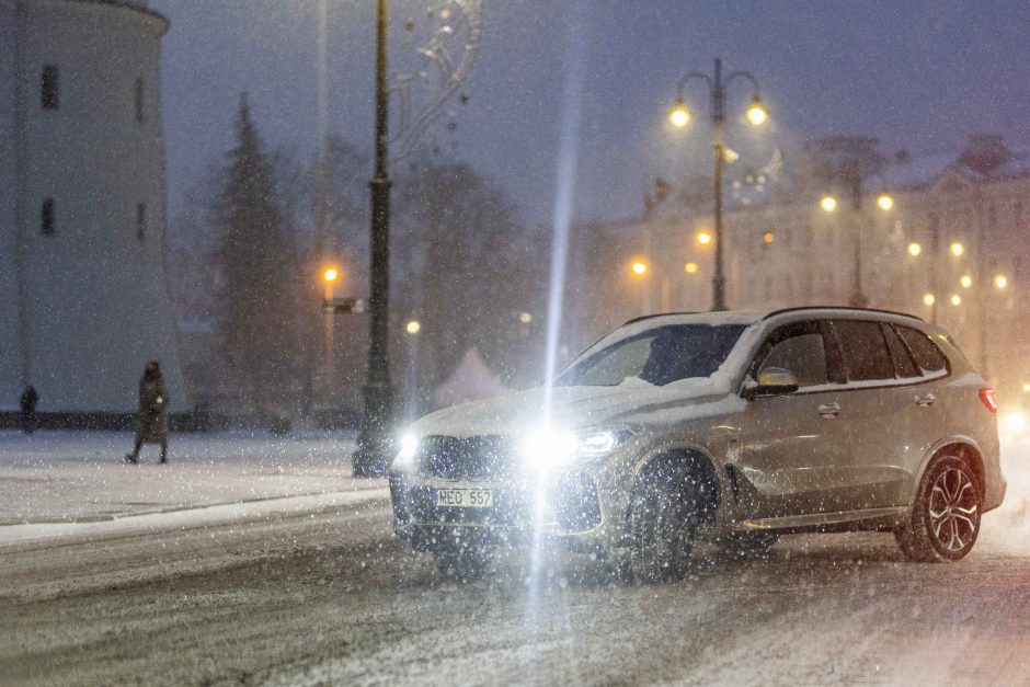 Apie orų maišalynę: Lietuva padalinta į keletą dalių