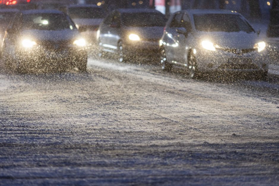 Apie orų maišalynę: Lietuva padalinta į keletą dalių