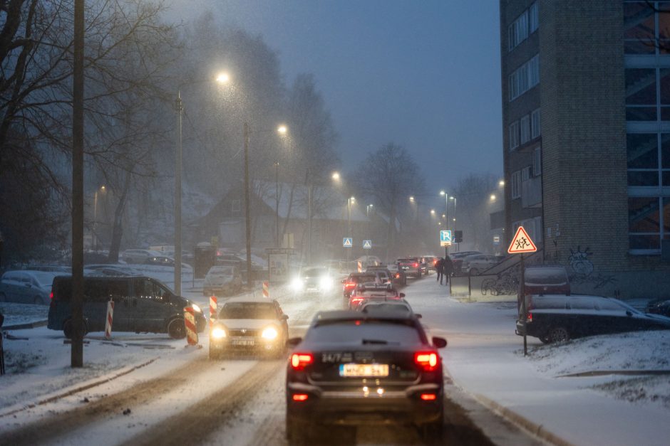 Apie orų maišalynę: Lietuva padalinta į keletą dalių