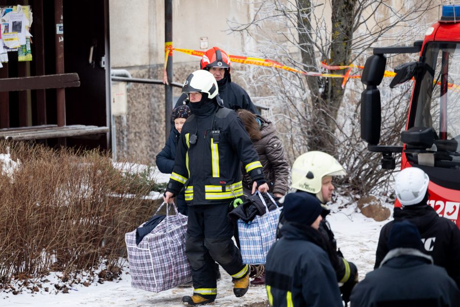 Sprogimas daugiabutyje: kas laukia neapsidraudusių? 