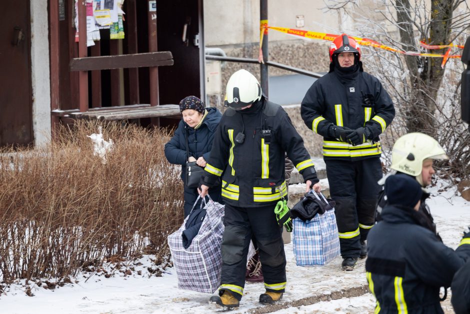 Sprogimas daugiabutyje: kas laukia neapsidraudusių? 