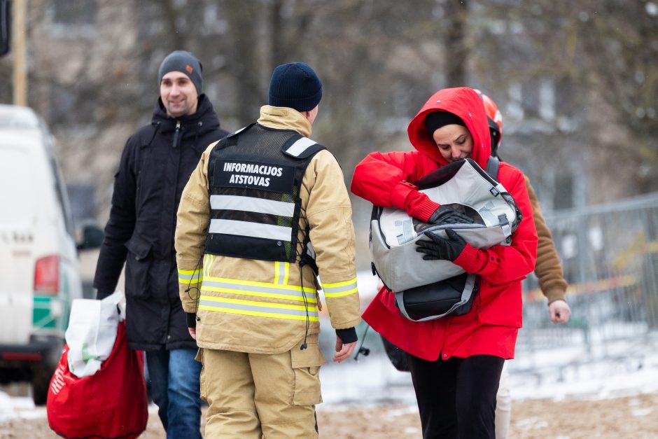 Policija pradėjo ikiteisminį tyrimą dėl gaisro Viršuliškių daugiabutyje