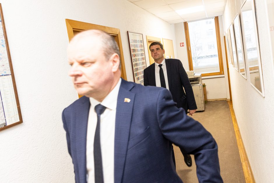 V. P. Andriukaitis žeria kritiką ir kaltinimus: žmogau, ką tu galvoji?