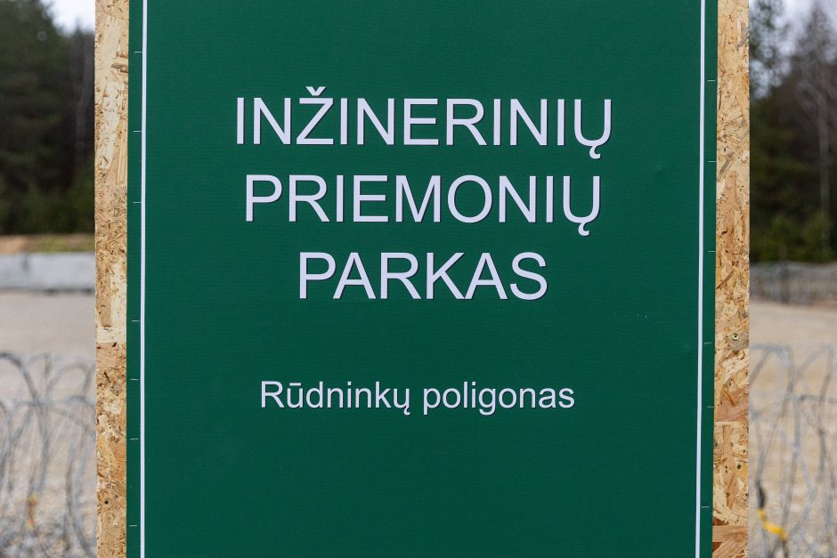 Pristatytas Rūdninkų poligone esantis kontrmobilumo parkas