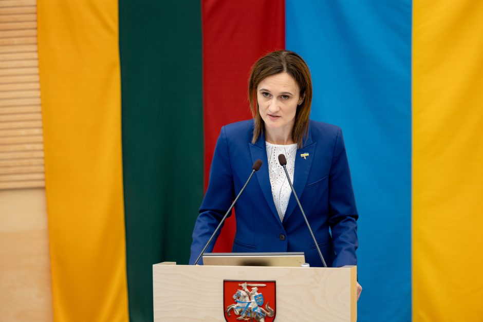 Seimo opozicinei Demokratų frakcijai vadovaus L. Savickas, Regionų – R. Tamašunienė