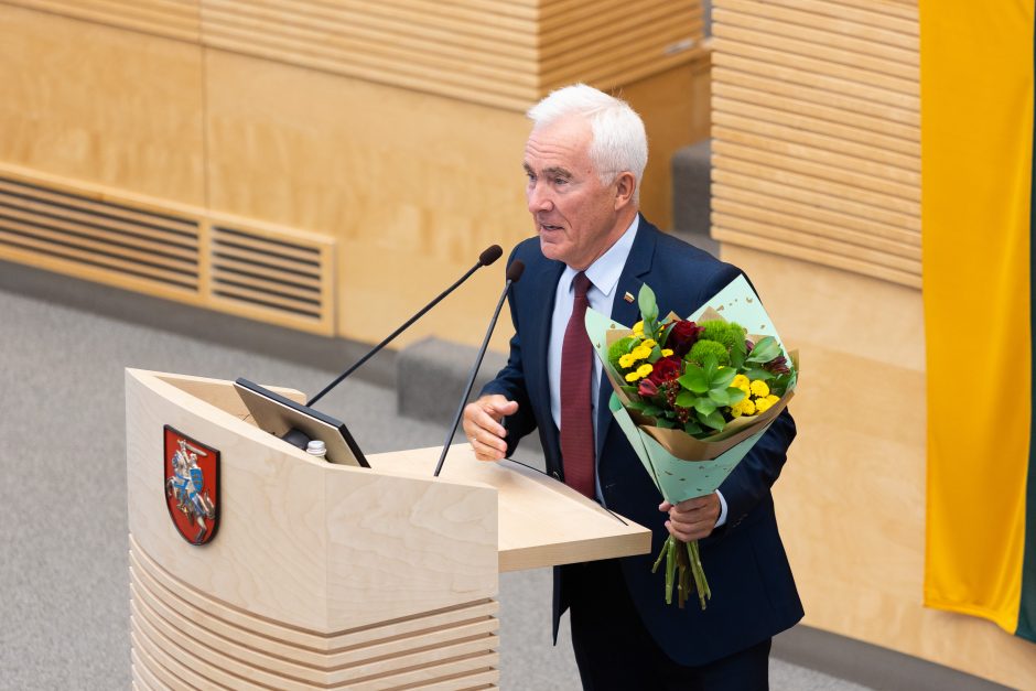 Seimo opozicinei Demokratų frakcijai vadovaus L. Savickas, Regionų – R. Tamašunienė