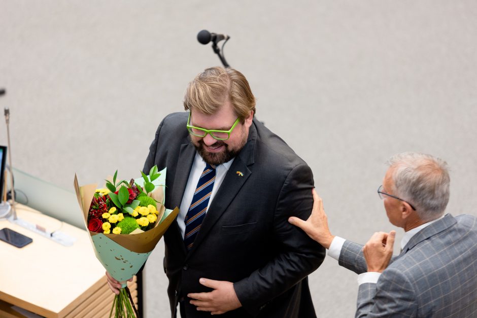 Seimo opozicinei Demokratų frakcijai vadovaus L. Savickas, Regionų – R. Tamašunienė