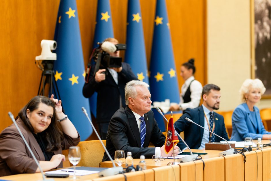 Seimo valdyba ir prezidentas teigia neradę bendros pozicijos dėl ribojimų baltarusiams