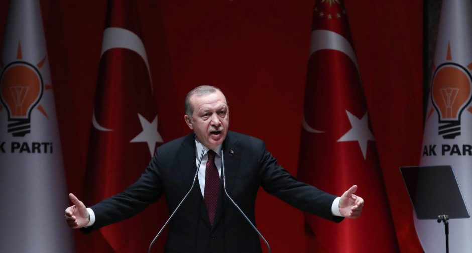 R. T. Erdoganas prieš K. Kilicdaroglu – dvi Turkijos ateities vizijos