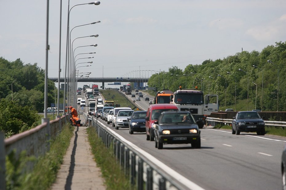 Ieškoma, kas pastatys viaduką magistralėje ties Kleboniškio mišku