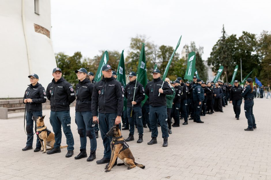 G. Nausėda: pareigūnų atlyginimai turi didėti sparčiau negu infliacija