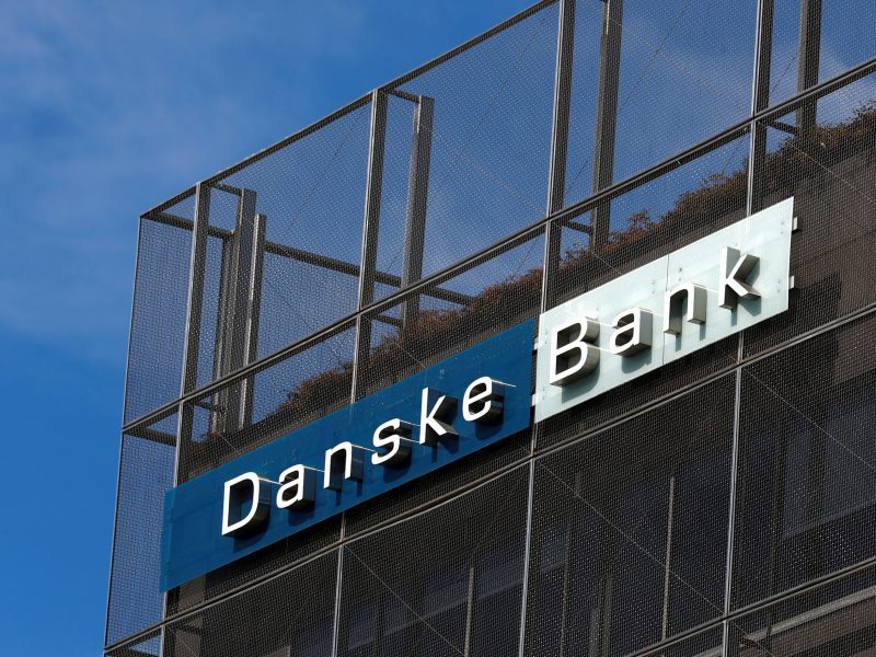 Estijos vyriausybė svarstys galimybę prisiteisti neturtinę žalą iš „Danske Bank“