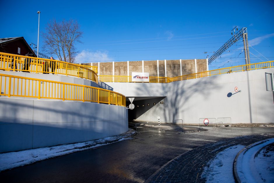 Lentvaryje atidarytas naujas tunelis po geležinkeliu