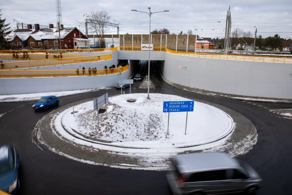 Lentvaryje atidarytas naujas tunelis po geležinkeliu