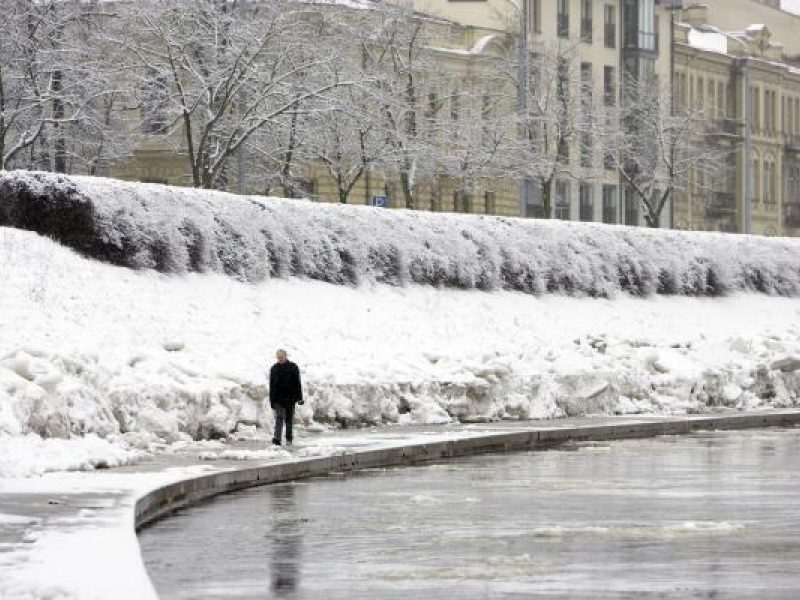 Orai šalyje: nuo savaitės vidurio palengva šals