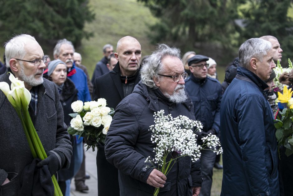 Filosofas A. Šliogeris atgulė amžinojo poilsio