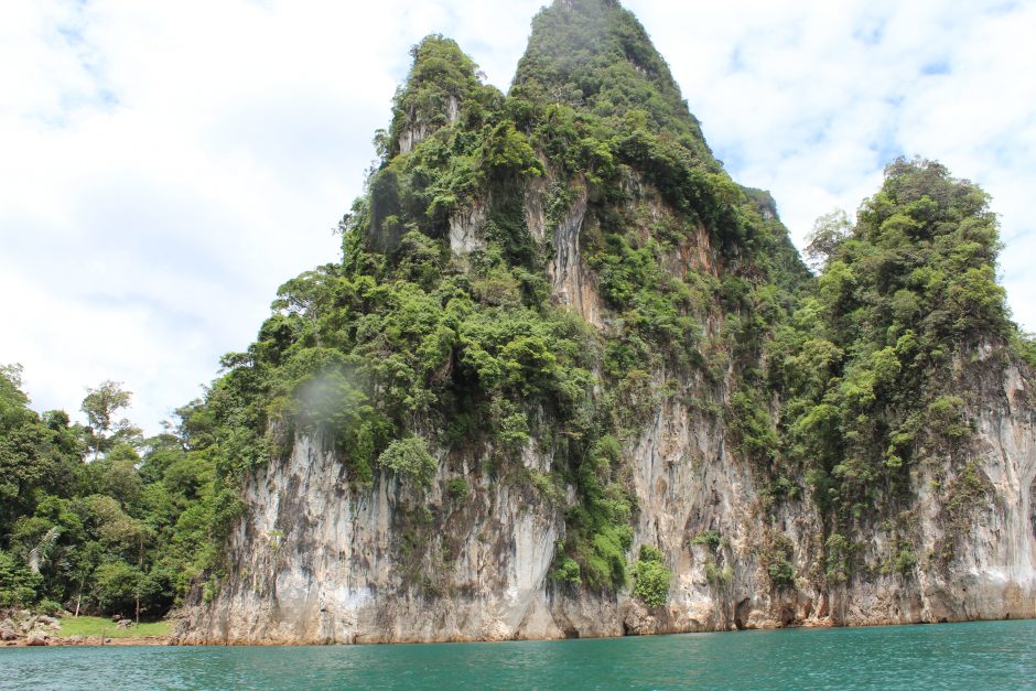 Liaupsėmis apipintas Khao Sok: tarp egzotikos ir baimių