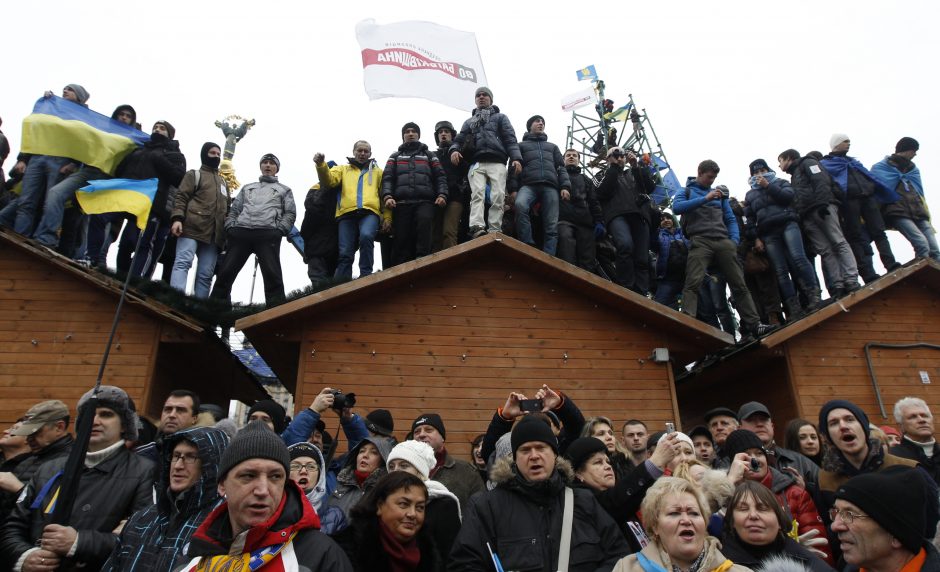 Protesto akcija Kijevo Nepriklausomybės aikštėje peraugo į visuotinį streiką