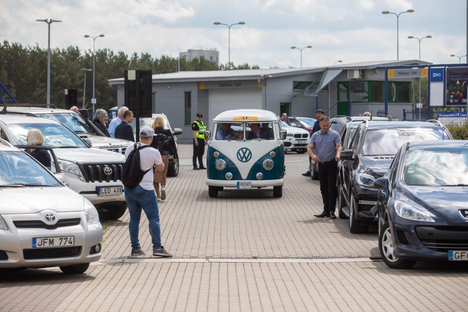 Naujai įkurtos „Laisvės ir teisingumo“ lyderiai tikisi keliolikos mandatų Seime